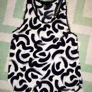 Black and white H&M tank